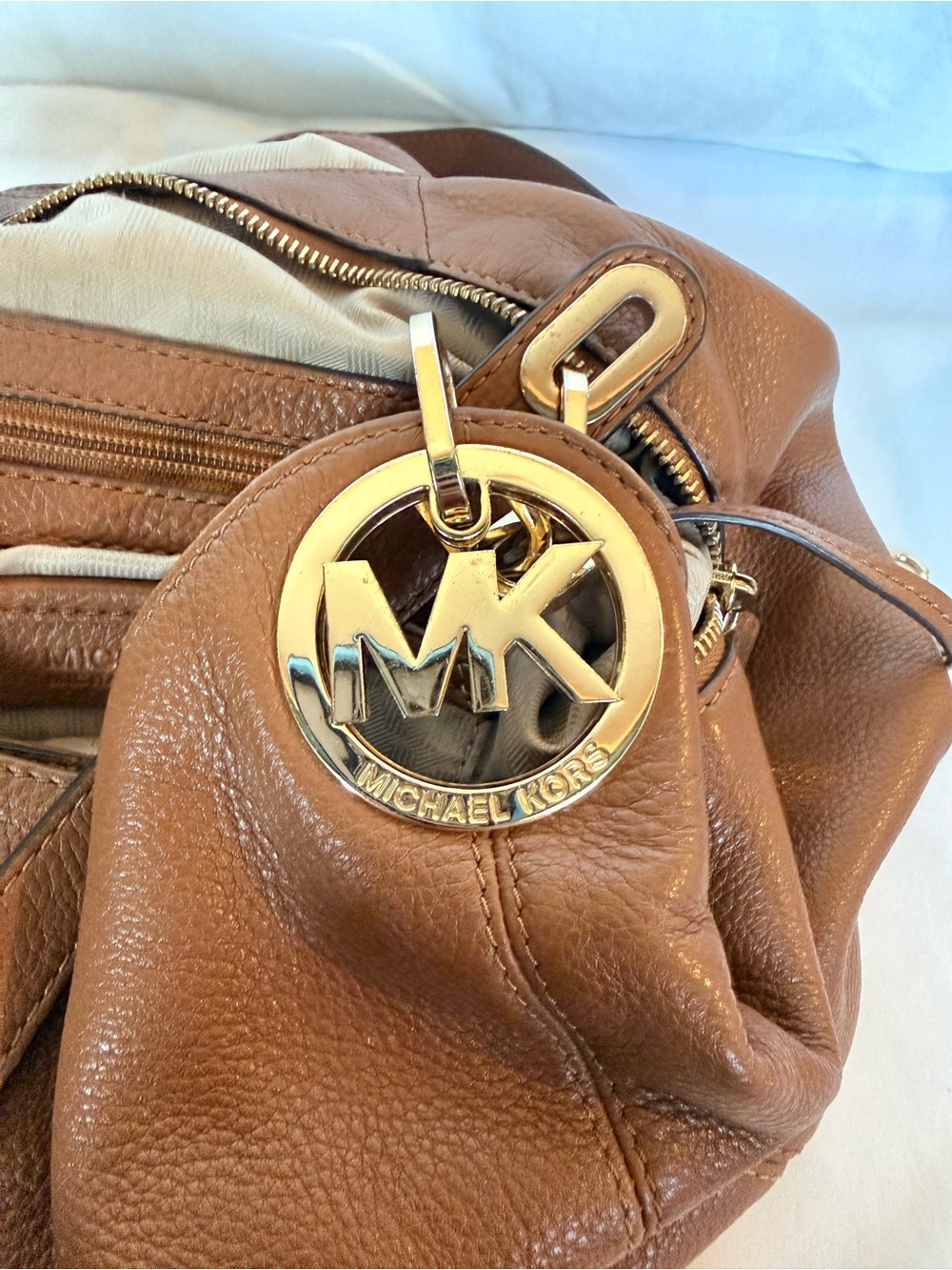 Michael Kors Chestnut Pebbled Leather hobo Shoulder Bag with Gold Hardware - Picture 10 of 14